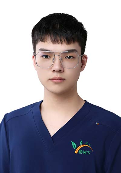 胡秋男